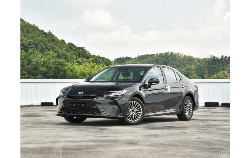 Новая Toyota Camry Hybrid 2.0 HG Premium Edition