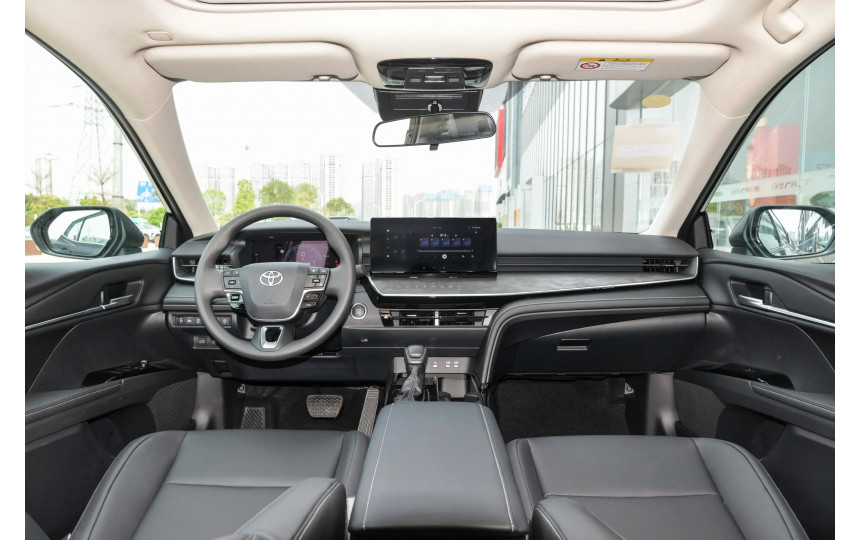 Новая Toyota Camry 2.0S Sport model
