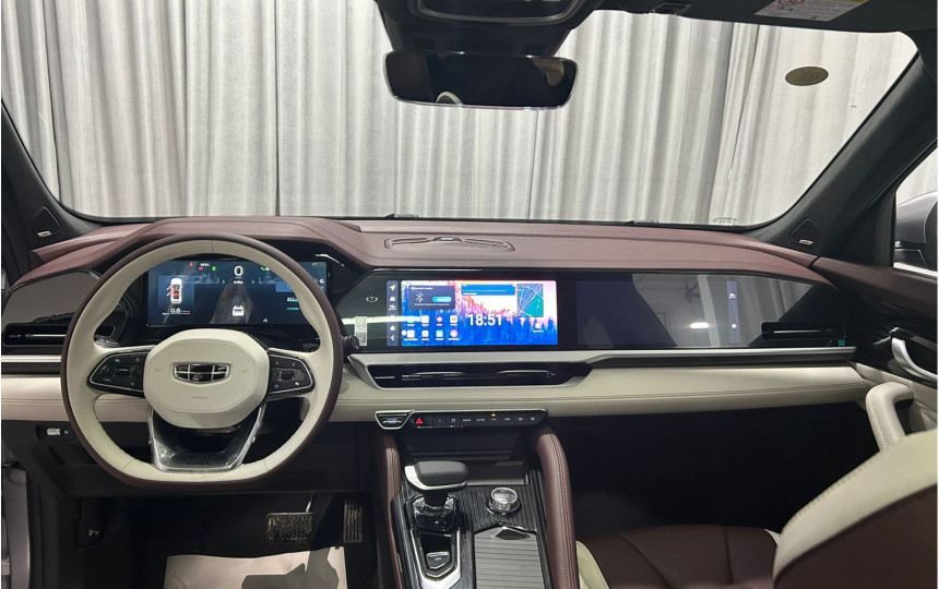 Новый Geely Monjaro